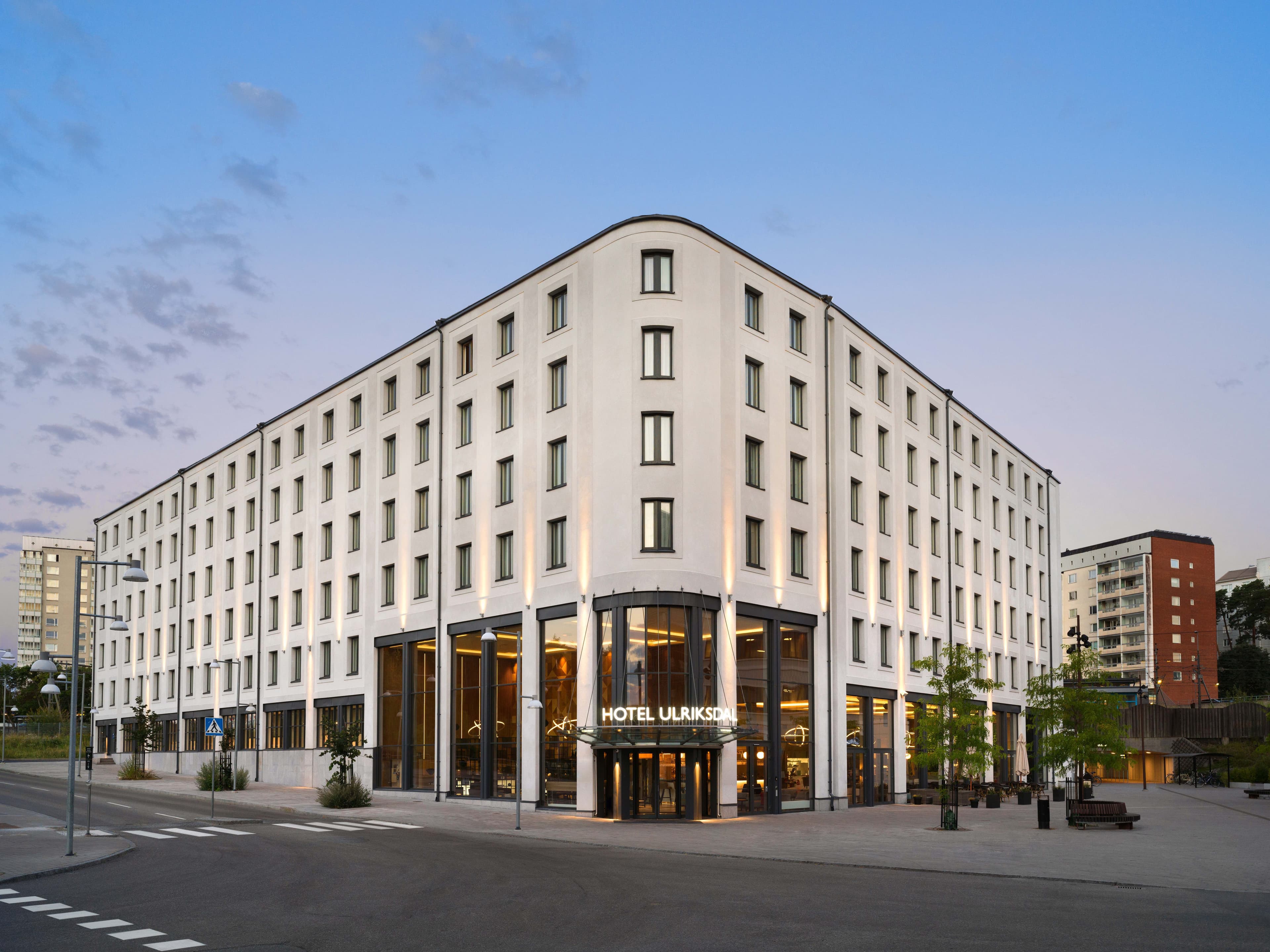 Exterior of First Hotel Ulriksdal in Solna